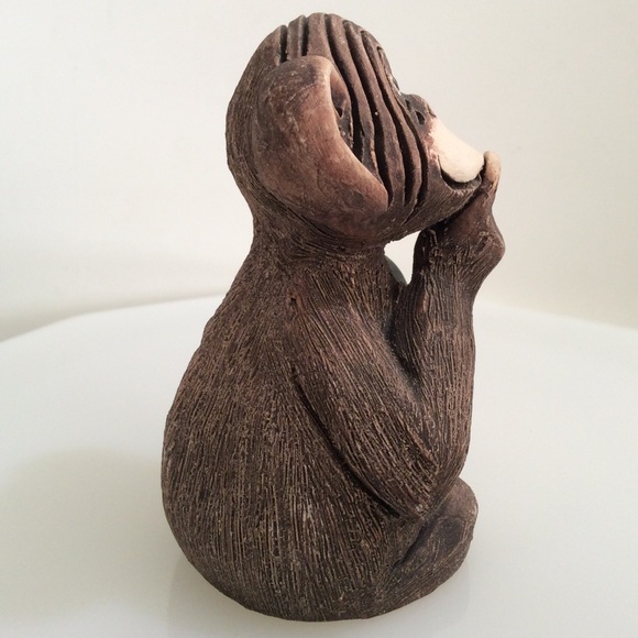Vintage hand sculpted in Uruguay cheeky monkey - Picture 3 of 6